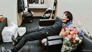 🔔 До слез. Отец Димаша показал уставшего сына после концерта. Реакция dears (SUB)