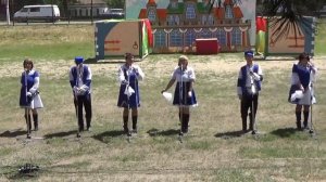 Слушать Песни под баян. Фестиваль клубники 2018