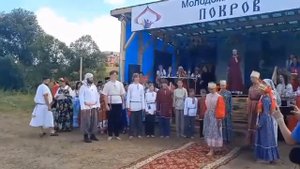 Наше представление костюмов!