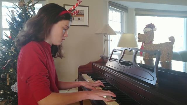 Emma Lamousin performs "Avalanche" (Stephen Heller) and "Jingle Bells" смотреть онлайн