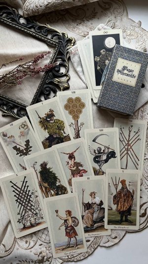 ОСОБЕННОСТИ КОЛОДЫ PAGAN OTHERWORLDS TAROT
