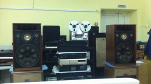 Акустика высшая JVC Perfect Series  От 20 Гц  Более 102 дБ  38 см НЧ