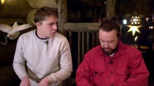 Парни пробуют ДИКУЮ ЕДУ