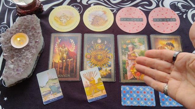 Aquarius February Tarot Reading ~ February 2023 ~ GETTING RID OF WHAT NO LONGER SERVES YOU AQUARIUS