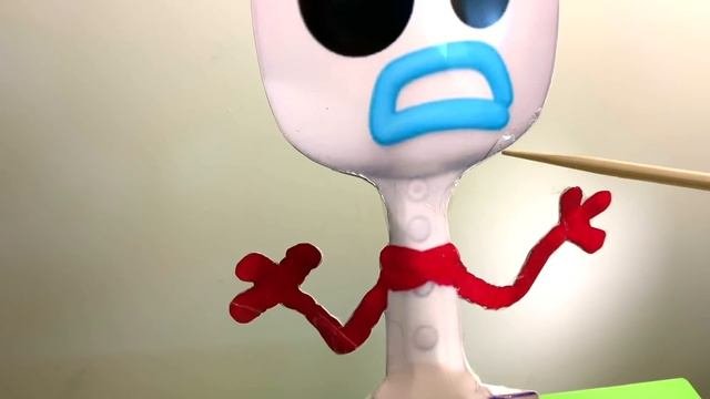 ИСТОРИЯ  ИГРУШЕК 4   ВИЛКИНССКВИШ  TOY STORY 4 MAKING FORKY  SKUASH DISNEY