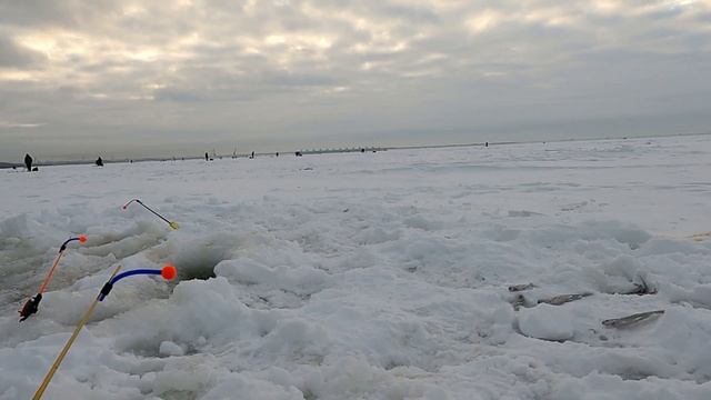 Финский залив Корюшка. Рыбалка на корюшку смотреть онлайн
