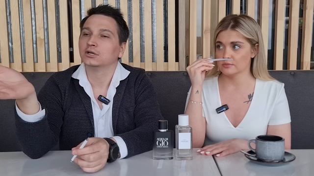 девушка оценивает ароматы смотреть онлайн