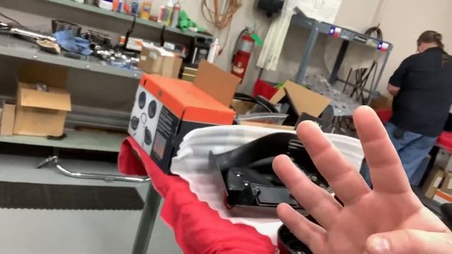 REAL AdvanBlack review. Bags, lower fairing, speaker pods, mid frame deflector, and fender extensio