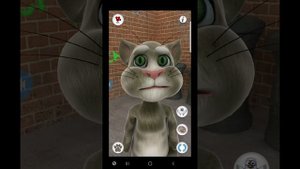 old subway surfers 1.0.4 version VS 2010 talking tom