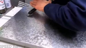 Hand Scraping a Surface Plate to Sub 5 Micron _ A - Grade Flatness.mp4