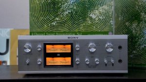 SONY SQD-2010 ¥69800(1975年発売) воспроизведение квадрофонических пластинок.