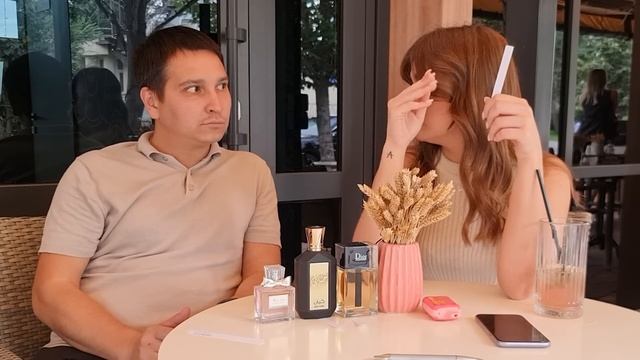 подруга оценивает мои ароматы смотреть онлайн