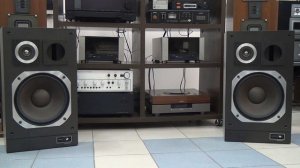 ONKYO M-6 ¥52,000(1台、1976年頃), 95dB/W/m