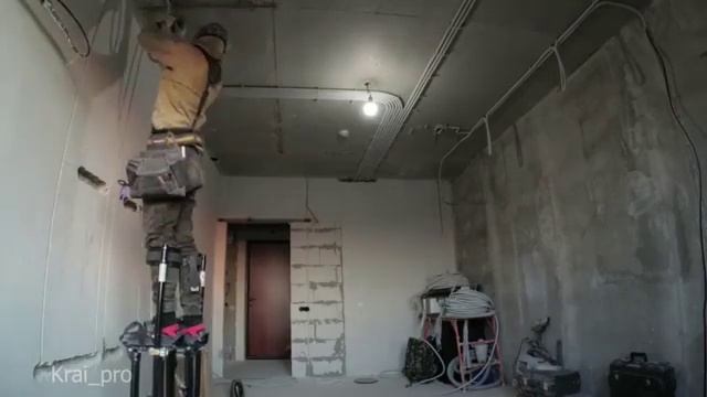 Электромонтажные работы на строительных ходулях STILTS.RU смотреть онлайн