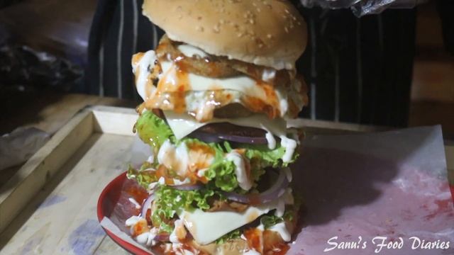 Biggest Triple Delight Burger Unboxing | Peggy's Cafe | Sanu's Food Diaries смотреть онлайн