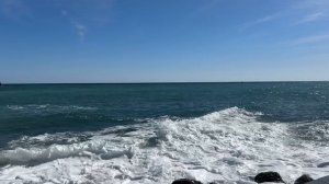 Ялта. Под небом, Город золотой…Море. Солнце. Набережная. Релакс. 06.10.2024. Крым. Crimea. Yalta.