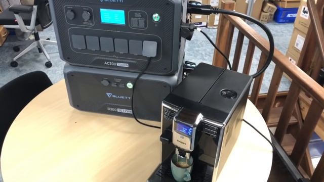 PowerOak Bluetti AC300 + B300 3000W Solar Generator Coffee Test смотреть онлайн