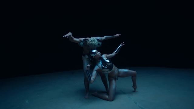 Calvin Harris and Ellie Goulding - Miracle