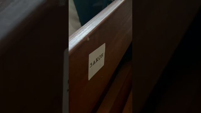 Гуляющие стикеры #graffiti #граффити #shorts #short #bombing смотреть онлайн