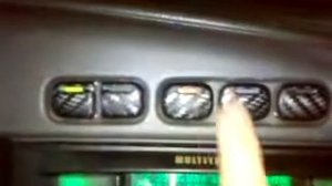 ваз 2114 заводим с кнопки =)