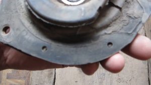 Замена опорных подшипников чашачек, и ст стабилизатора