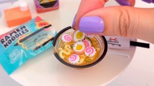 Unboxing!!! Mini verse Make It Mini Food Diner & Cafe Series 2