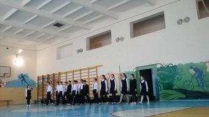 Маршировка 5 В школа  номер 44 г.  Владикавказ
