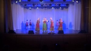 "Не ходи под окнами"-автор слов и музыки Нина Разумейчик