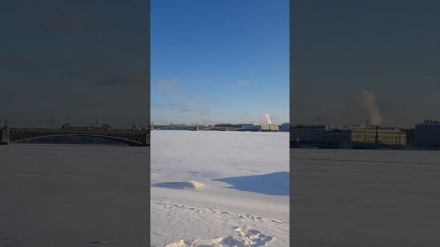 Снежная зима в Петербурге.