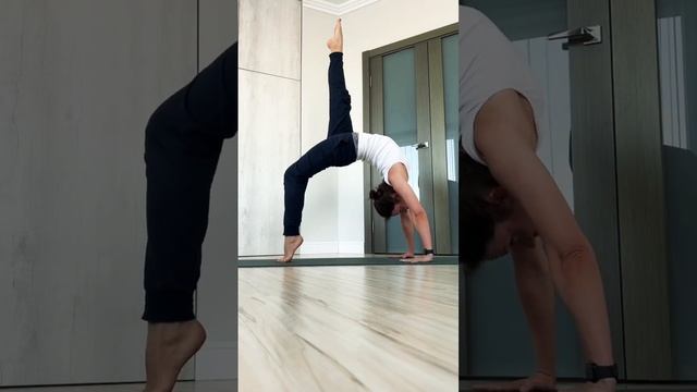 Тело - мой храм, асаны - мои молитвы. #yogapractice