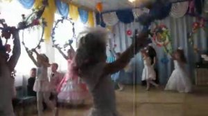 танец с обручем