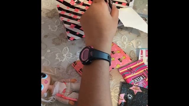 ￼￼Unboxing ￼LoL Tweens Marilyn Star смотреть онлайн