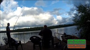 Ловля леща,подлещика с пирса на донки и удочки.Хитрая оснастка на хищную рыбу.