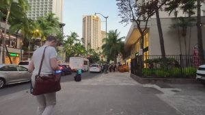 HAWAII PEOPLE 🌴 A Evening Walk Through WAIKIKI, HI 🌴 #waikikibeach #travel #honolulu