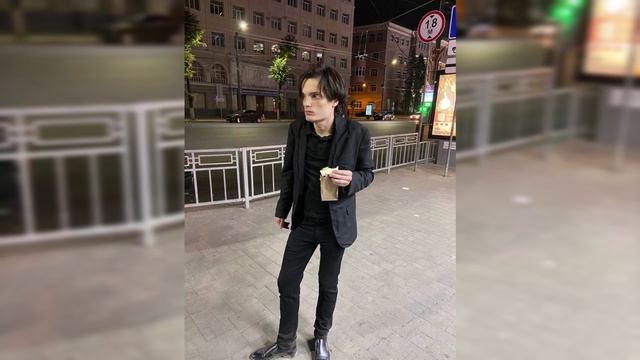 одинокая бродит гармонь