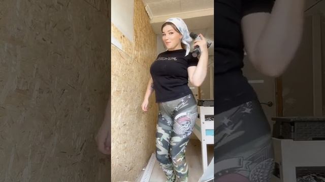 Музыкальная пауза #уралочка #уральскаядевушка #музыкальнаяпауза