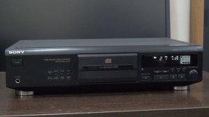 SONY CDP-XE700 ¥35,000(1996年発売) со статичным лазерным блоком, 2Hz~20kHz. Япония.