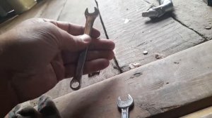 Показываю как открыть капот Форд С-Мах, если у вас сломался замок.
