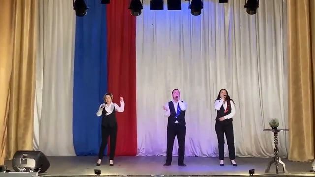 Вперед, Россия - вокальный коллектив "Голоса России" смотреть онлайн