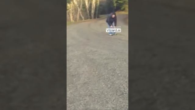 Неожиданный нападение гуся на рыбака! Что произошло дальше?