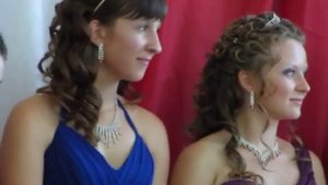 Любимая учительница поет. Встреча выпускников