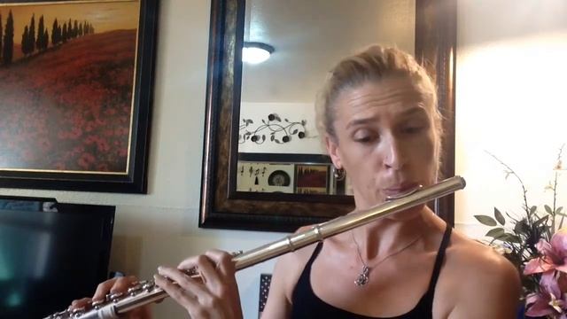 2014 TMEA Flute étude #1-Bach Courante in C major. :) смотреть онлайн