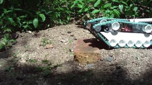 Как сделать танк на радиоуправлении / How to make a tank on the remote control