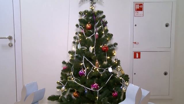 (12+) Чудеса под Новый год: в деревне Сухарево открылся новый детский сад смотреть онлайн