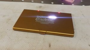 Цветная гравировка. Гравировка алюминия. Business card holder еngraving