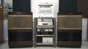 Victor speaker & baffle model LCB-1C. 40 cm. duo-cone speaker.