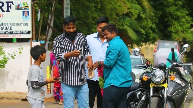 I Phone 13 Gift To gangu | Pareshan Boys1