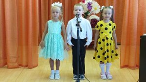 Елена Фищукова. песня Ладушки-ладошки. Трио, 5 лет.mp4