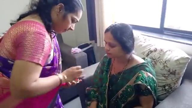 मकर संक्रांत सुगडं कशी पुजावी, नवरी चा ववसा | Sankranti Sugad Puja Vidhi and Bride Vavsa in Marathi смотреть онлайн