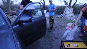 РОДИТЕЛИ ПРИЕХАЛИ В ДЕРЕВНЮ!Новые переселенцы и новая стройка.